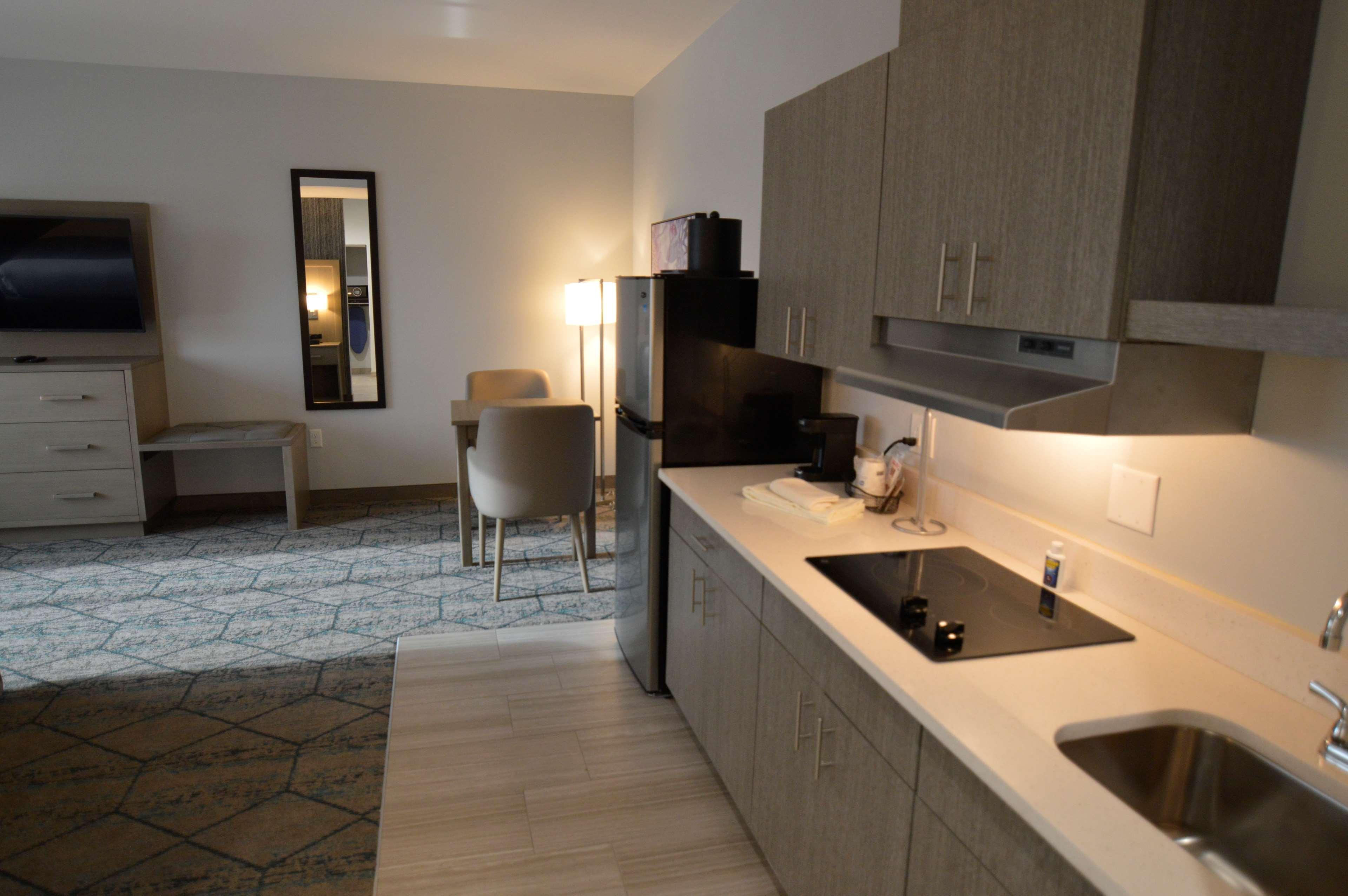 Best Western Plus Executive Residency Oklahoma City I-35 Eksteriør billede