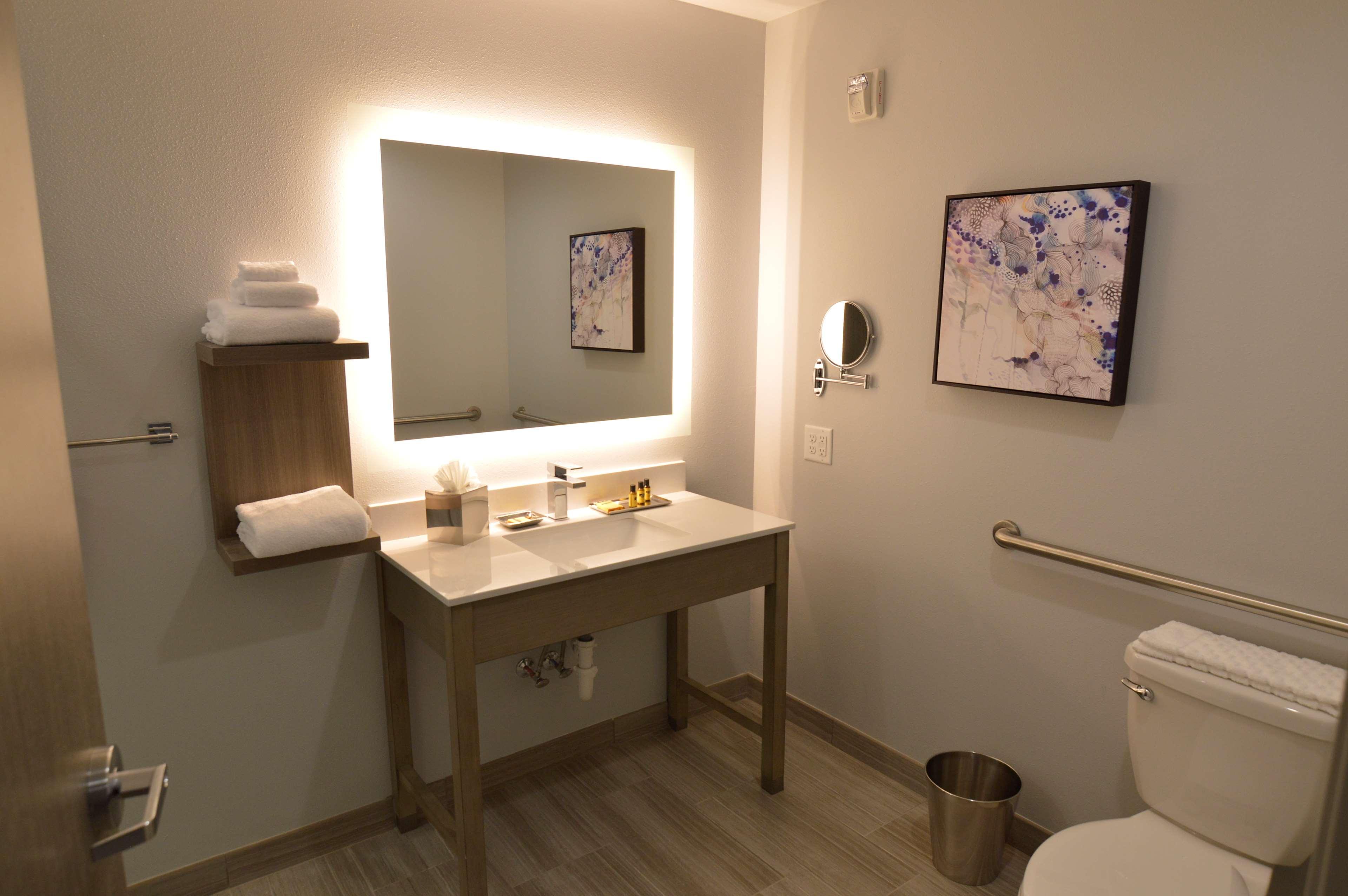 Best Western Plus Executive Residency Oklahoma City I-35 Eksteriør billede
