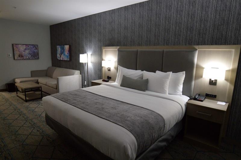 Best Western Plus Executive Residency Oklahoma City I-35 Eksteriør billede